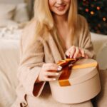 Толкование сна: дарить подарок