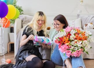 Поздравления тете с днем рождения от племянницы