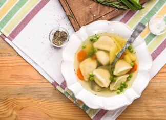 Куриный суп с клецками: рецепт приготовления дома