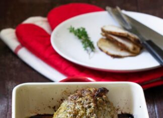 Свинина в фольге в духовке: рецепт целиком