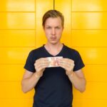 Как предотвратить списание денег с карты при оплате в гейм-спорте