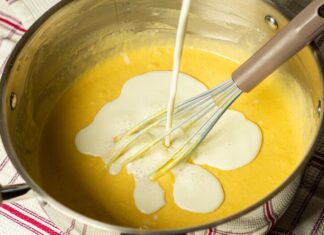 Крем заварной со сгущенкой и маслом для Наполеона