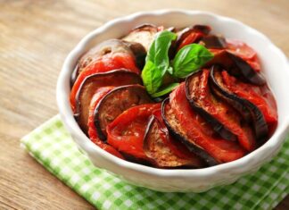 Баклажаны с помидорами: рецепт тещиного языка