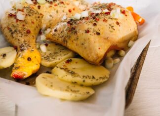 Филе индейки с картошкой в духовке: простой рецепт