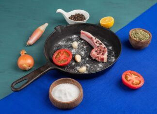 Вкусный кролик на сковороде: рецепт приготовления