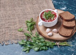 Кабачковая икра через мясорубку на зиму с томатной пастой