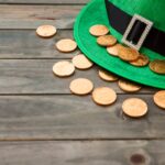 Сон о собирании мелочи с земли: толкование