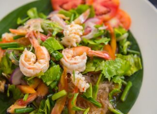 Рецепт вкусного салата из креветок