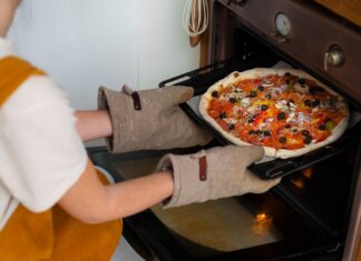 Пицца на сковороде за 5 минут