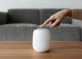 Подключение колонки Алиса к iPhone через Bluetooth