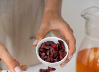 Ягодные морсы: рецепты приготовления дома