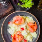 Салат с крабовыми палочками и рисом: простой рецепт