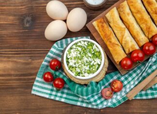 Начинка для пирожков с яйцом, рисом и луком