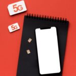 Телефон с трубкой и сим-картой: прошлое и настоящее в одном устройстве