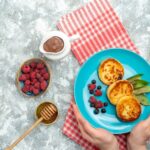 Пышные сырники из творога с манкой в духовке