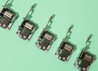 Подключение электродвигателя 380В к сети 220В