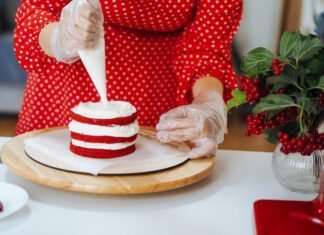 Торт на праздник: Пошаговый рецепт из дома