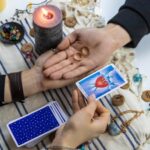 Онлайн расклад на картах Таро для любви бесплатно