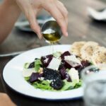 Греческий салат с фетаксой: рецепт на любой кухне