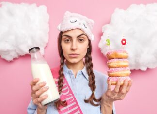 К чему снится кислое молоко женщине