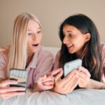 Заголовок: «Мило записать лучшую подругу в телефоне»