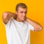 Почему горит левая мочка уха у мужчин