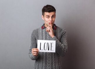 Смысловые статусы для мужчин: короткие, но до слез