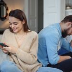 Гадание: Ревнует ли он к другим мужчинам?