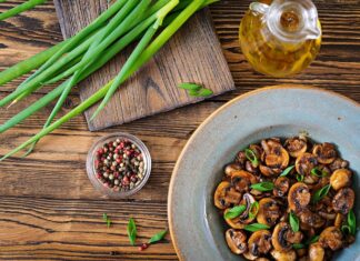 Салат из Маринованных Грибов