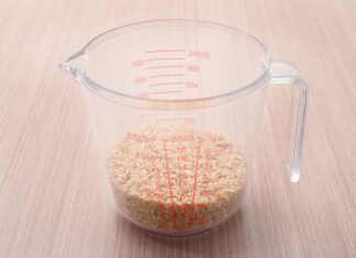 Геркулес и вода: пропорции для идеальной каши