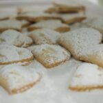 Слоёное бездрожжевое печенье с сахаром