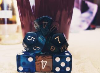 Башня и Король Кубков: Сочетание в Таро