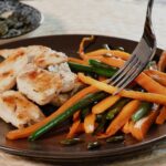 Филе трески с луком и морковью