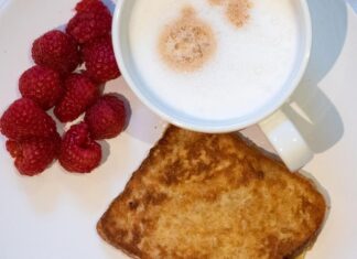 Гренки с сахаром и яйцом с молоком