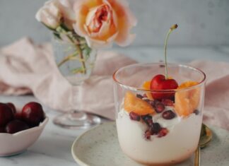 Битое стекло: десерт со сметаной и желатином