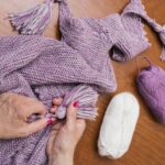 Косынка спицами: схема и описание для начинающих