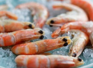 Время варки королевских креветок: мороженые