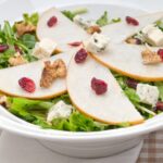 Куриный салат с грецкими орехами