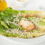 Салат из курицы и пекинской капусты