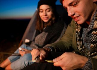 Гадание на Таро для понимания чувств любимого