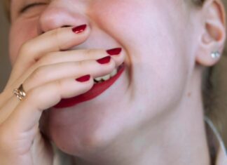 Сонник: сломать нарощенный ноготь