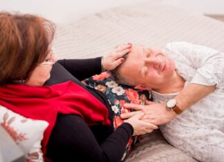 Сны о покойных бабушке и дедушке: толкование