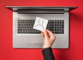 Удаление данных карты в Яндекс Плюс