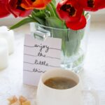 Как красиво поздороваться с девушкой утром