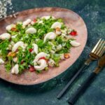 Простой и вкусный салат из шампиньонов