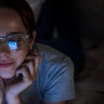 Разбитые очки во сне: толкование сна