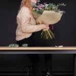 Сон о живых цветах в букетах: толкование