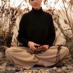 8 жезлов Таро: понимание чувств мужчины