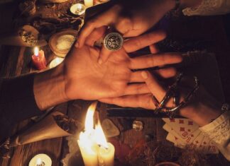 Изменяет ли мне муж: гадание или реальность?