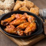 Крылышки в духовке с медово-горчичным соусом